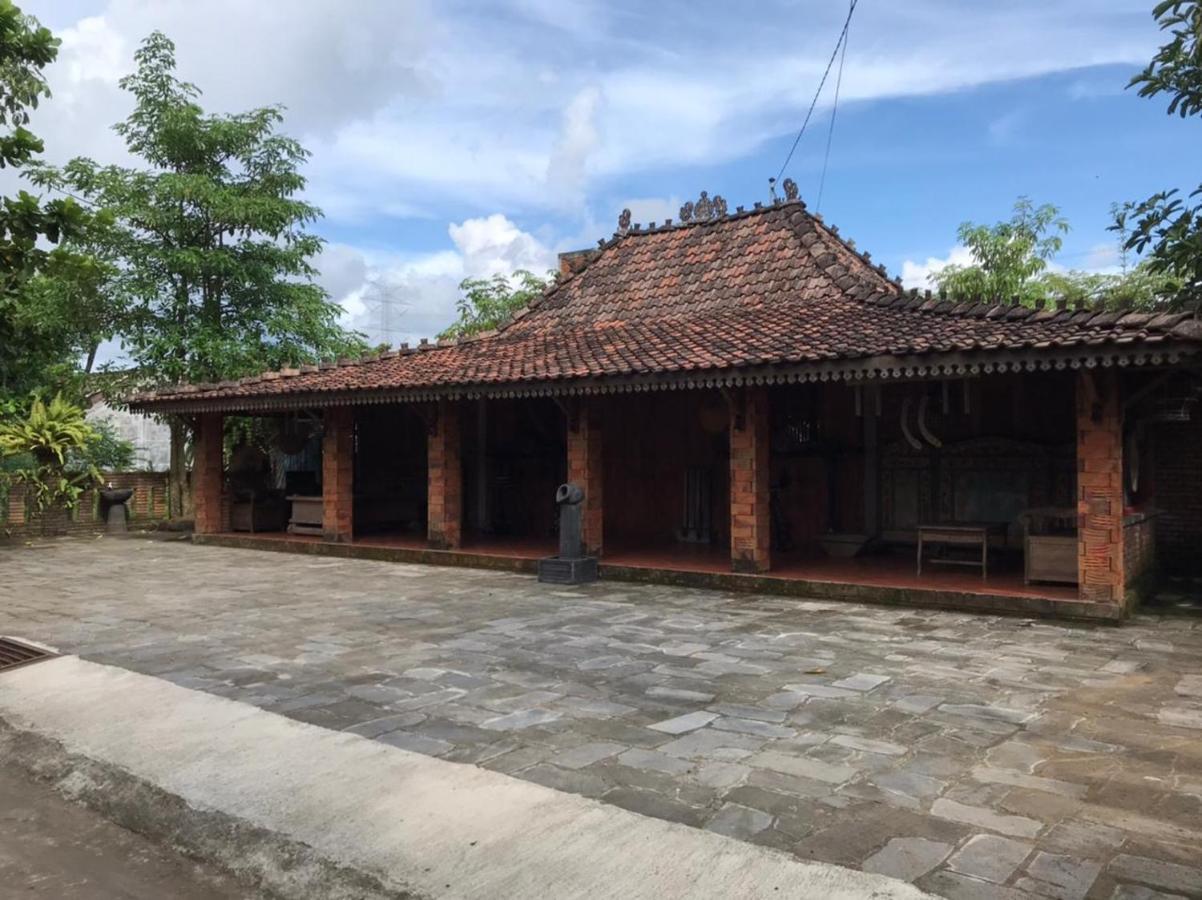 Legiyem Homestay Yogyakarta Exterior foto